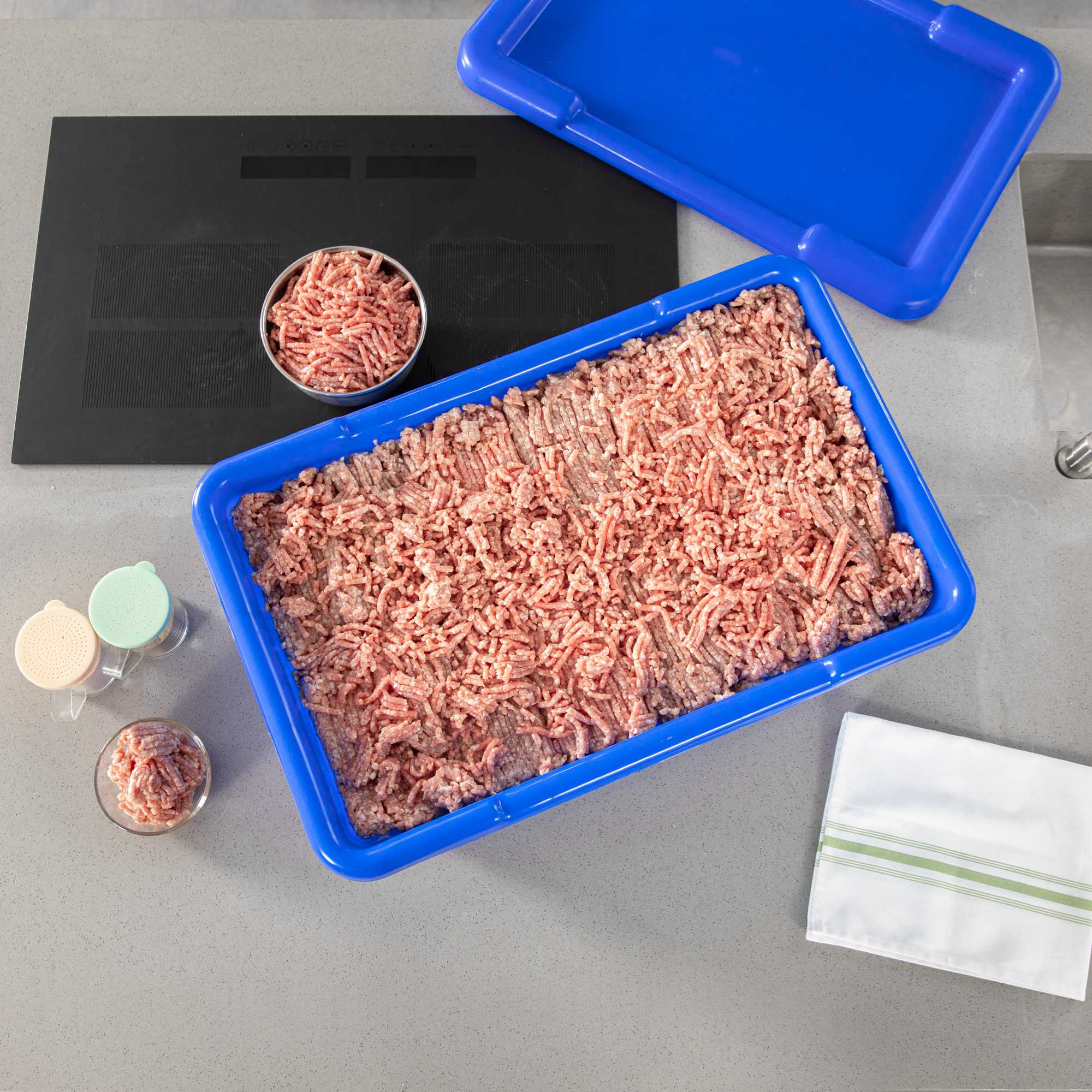 Met Lux Blue Meat Lug / Tote Box - 25" x 16" x 8 3/4" - 1 count box