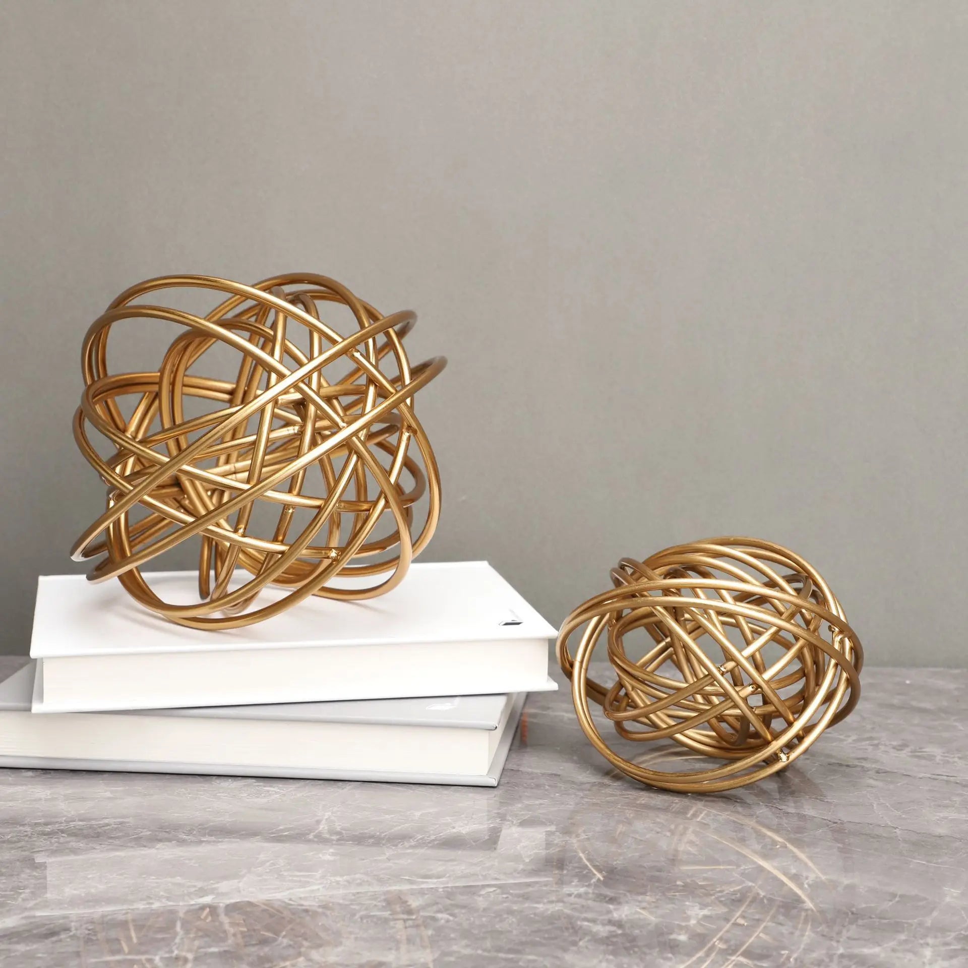 DecorBites™ Geometric Golden Thread Metal Balls Decorative Figurines