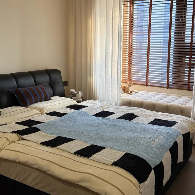 DecorBites™ Cozy Skin-Friendly Flannel Sofa Blanket for All SeasonssetCellValue.