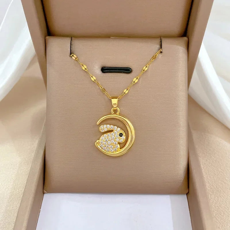 Stainless Steel Crescent Moon Pendant Necklace | Vintage Gold Choker Jewelry for Women