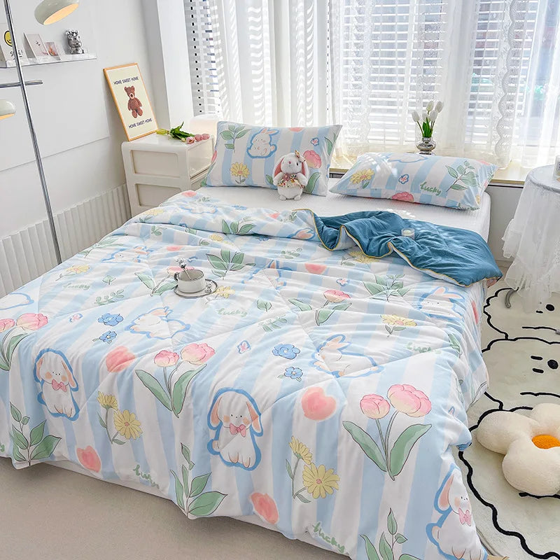 DecorBites™ Double Gauze Rabbit Print Quilt: Soft, Breathable, Washable, Light Comforter