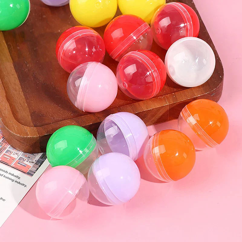 50 Clear Plastic Capsules for Party Favors and Vending Machines | 32mm