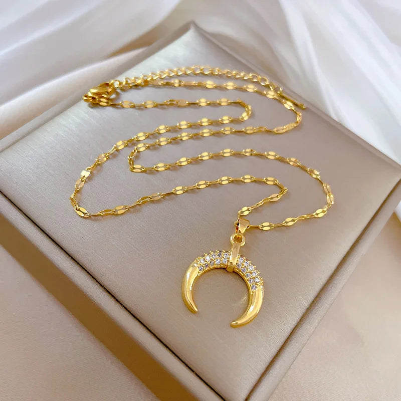 Stainless Steel Crescent Moon Pendant Necklace | Vintage Gold Choker Jewelry for Women