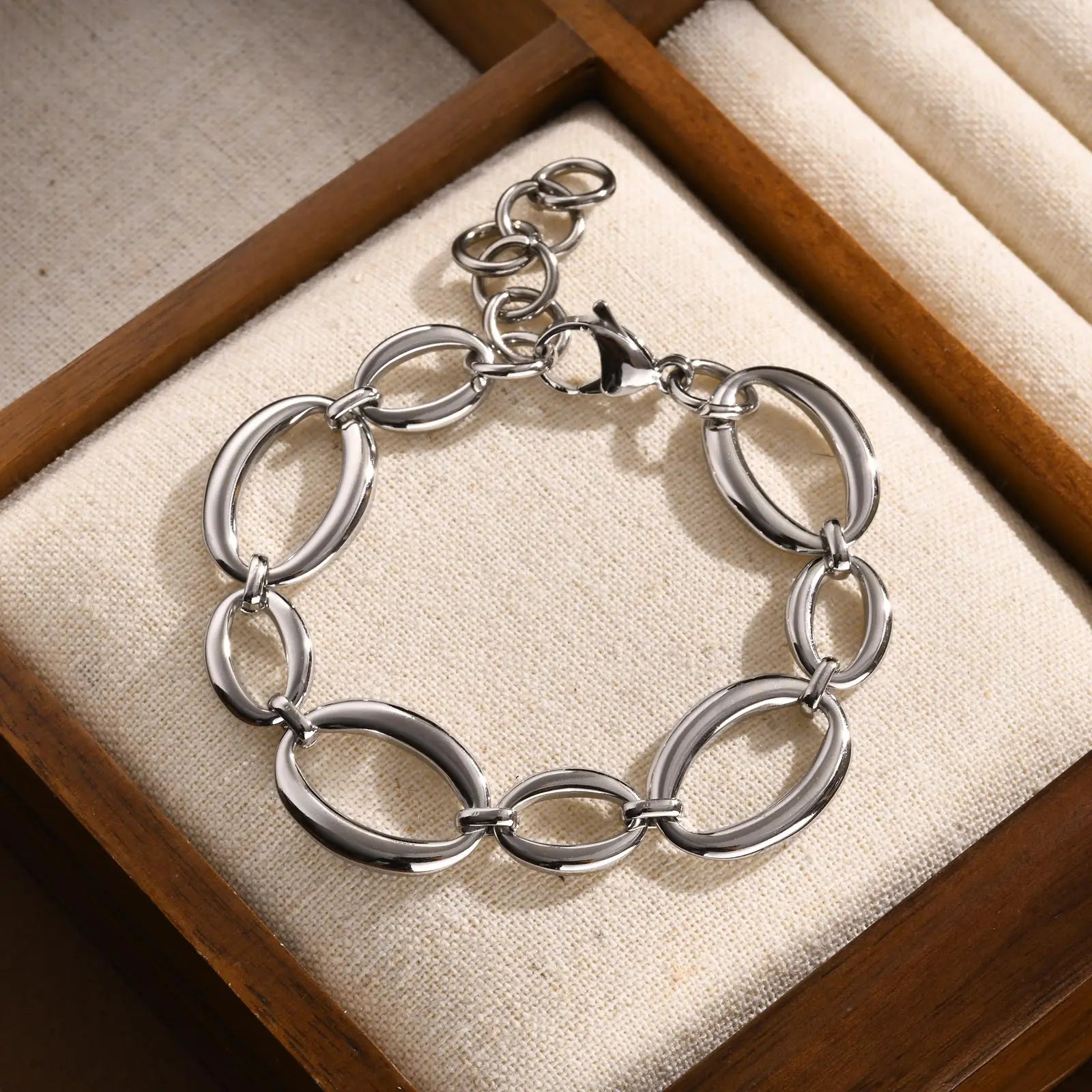 Elliptical Chain Bracelet for Women | Handmade Stainless Steel Jewelry