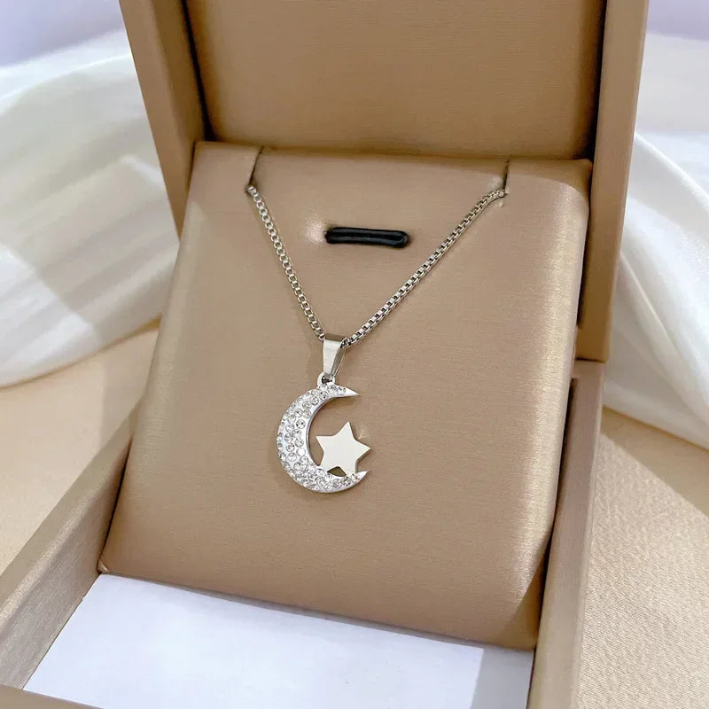Stainless Steel Crescent Moon Pendant Necklace | Vintage Gold Choker Jewelry for Women