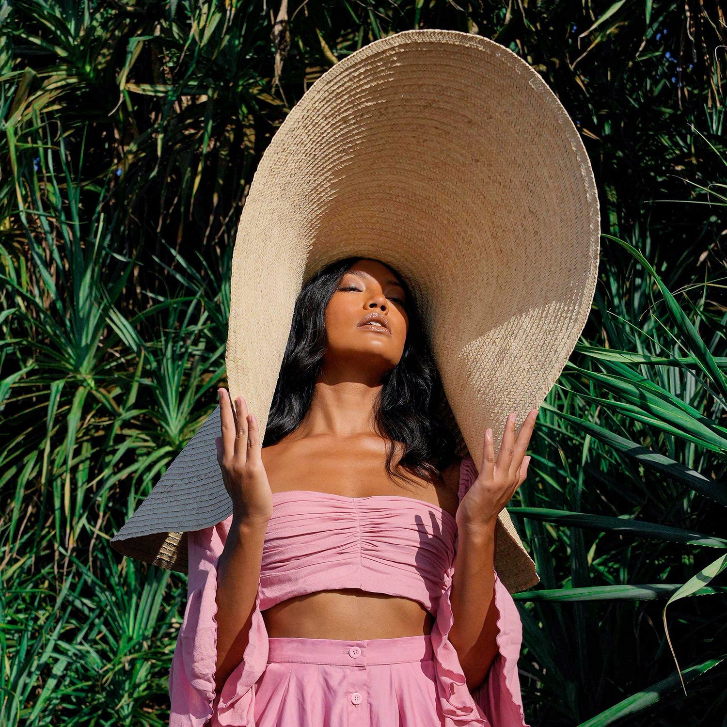 The Solana Oversized Straw Hat in Natural Beige