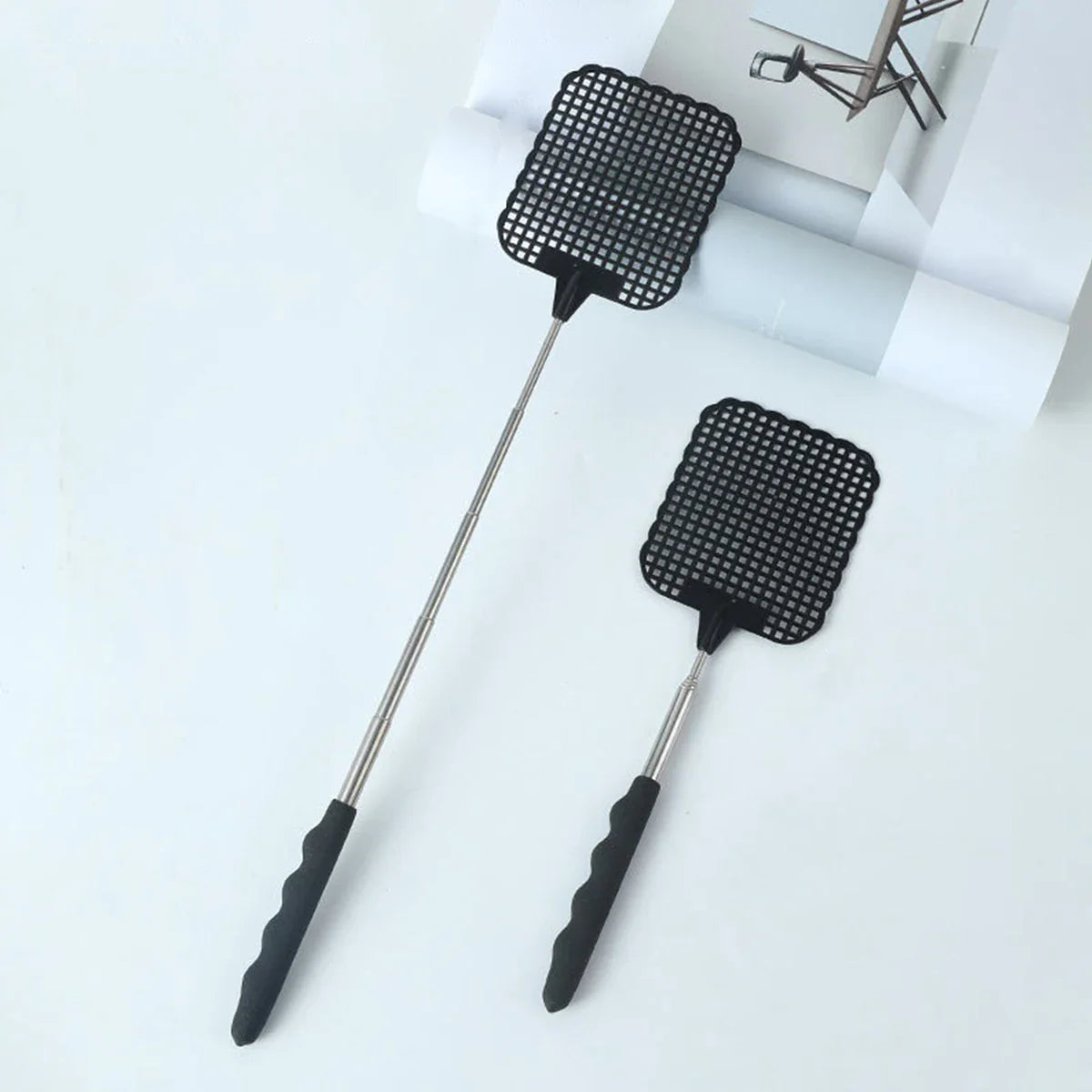 Retractable Fly Swatter | Extended Reach Mosquito Killer