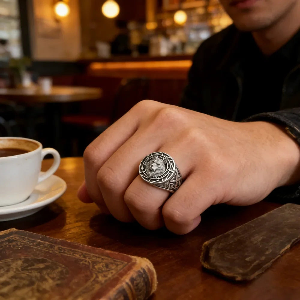 925 Sterling Silver Wolf Head Ring | Retro Warrior Design