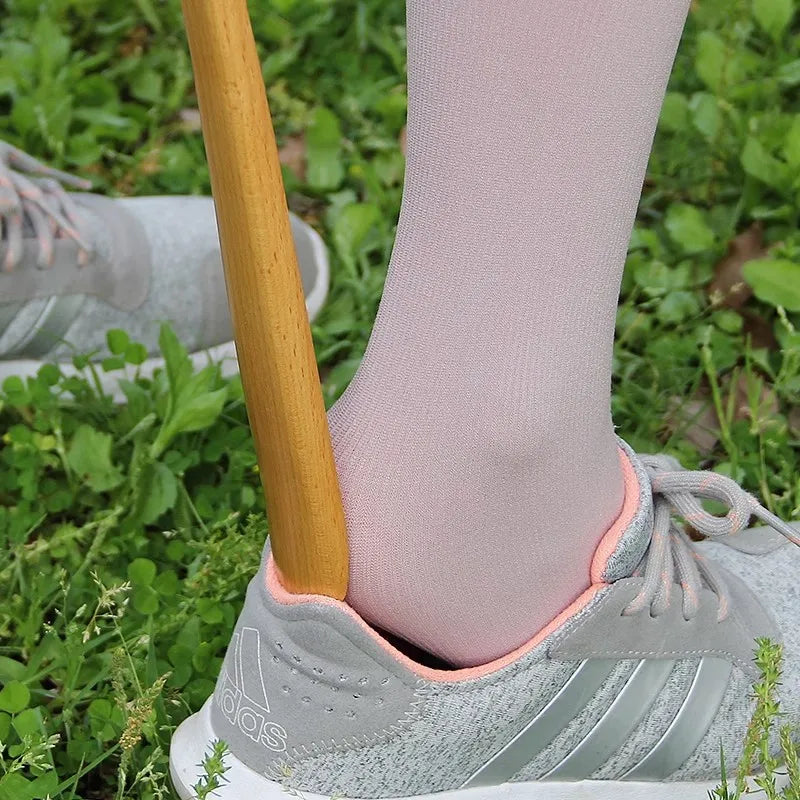DecorBites™ Bamboo Pattern Long Handle Shoehorn Shoe Lifter for Easy Shoe Wearing