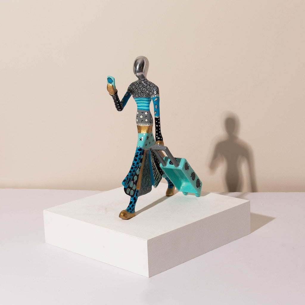 Stylish Traveler Sculpture – Flight Mood Figurine – Flight Mood Series