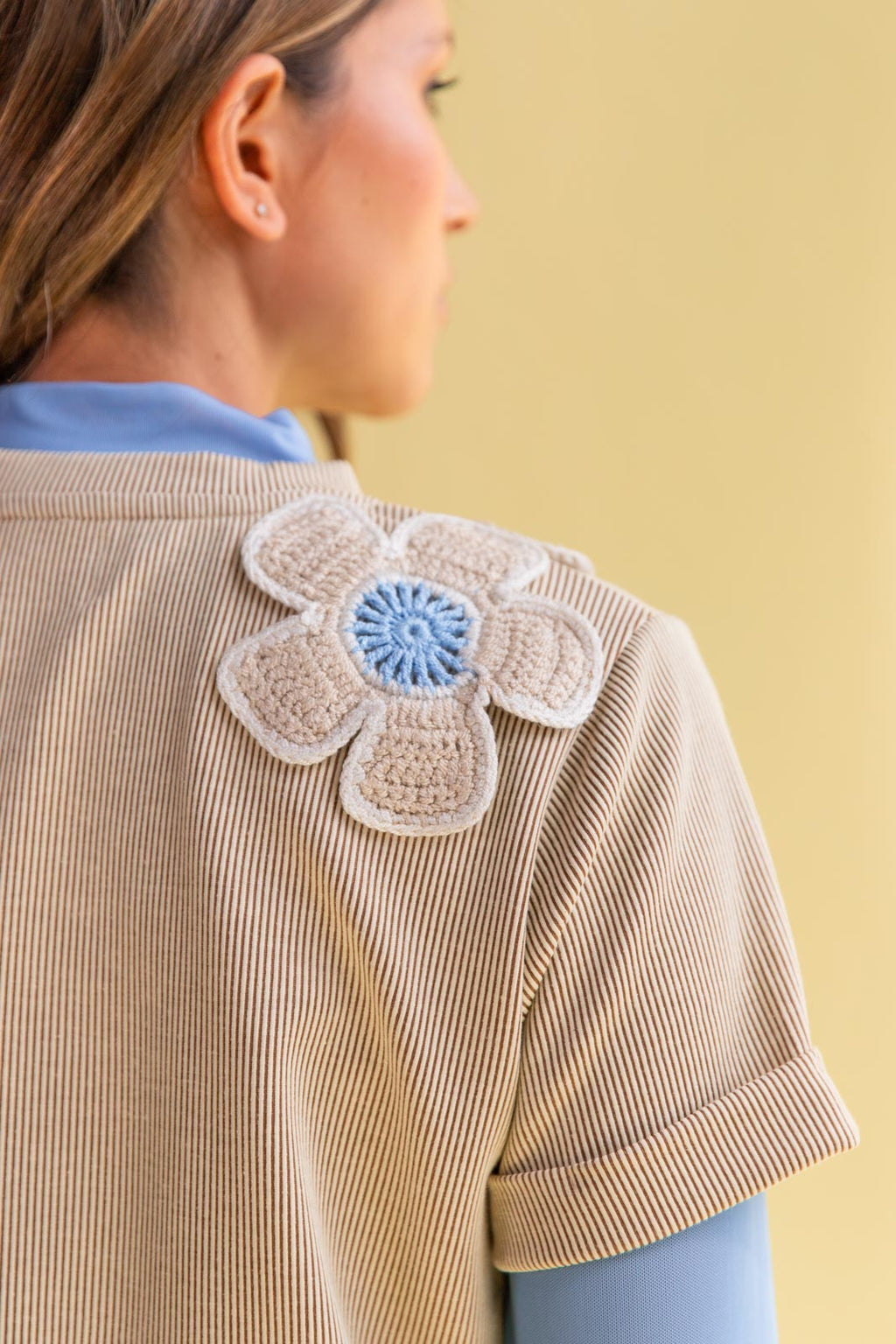 Top Daisy Sand