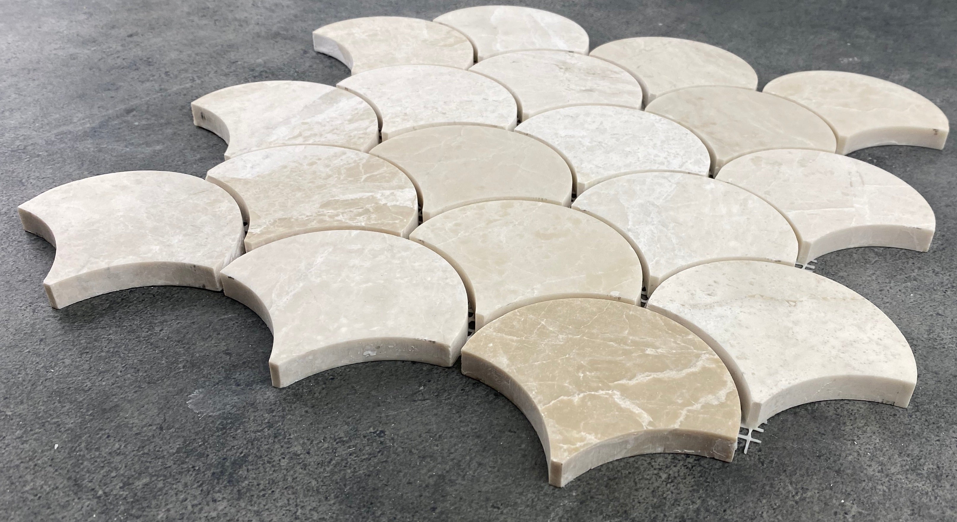 Vanilla Beige Marble Laguna Mosaic Tile - Pre Assembled Mesh 12x12