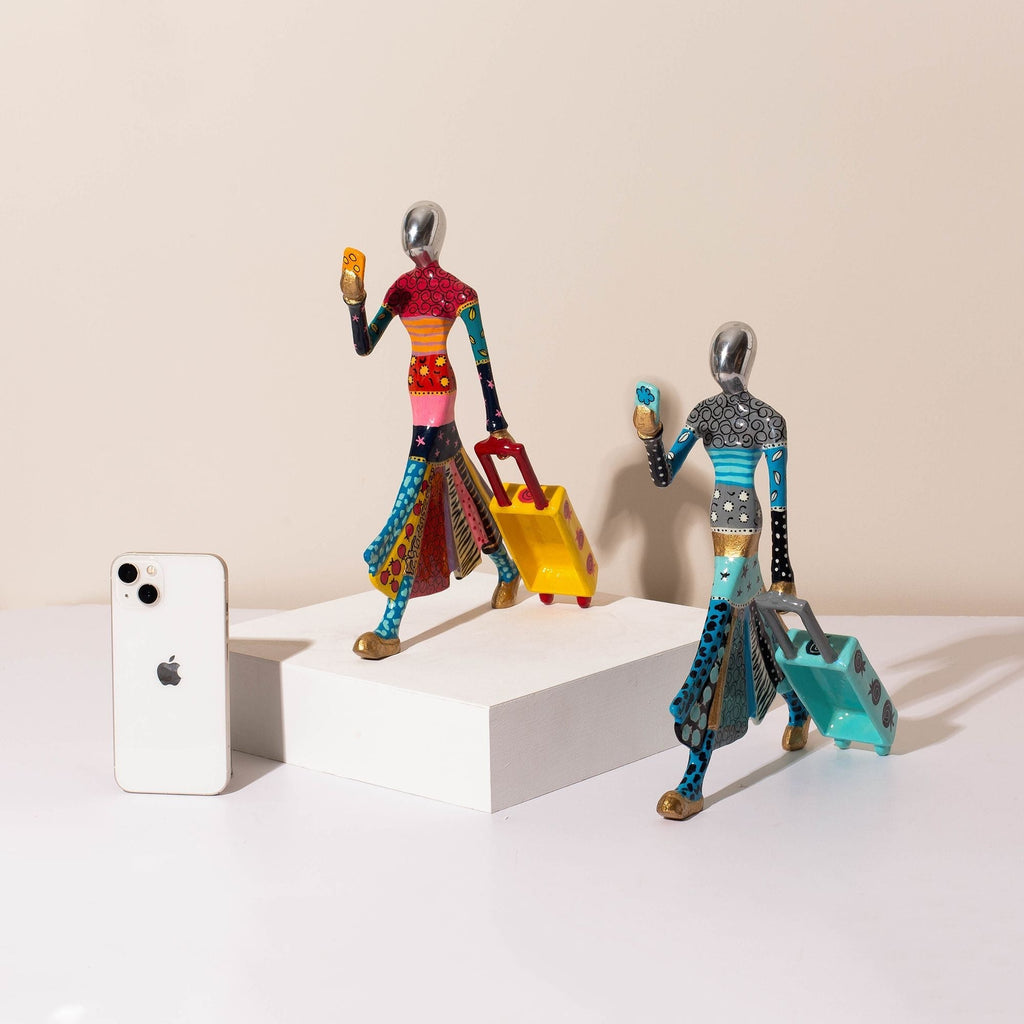 Stylish Traveler Sculpture – Flight Mood Figurine – Flight Mood Series