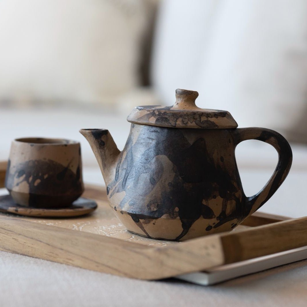 Lluvia Negra Tea Pot