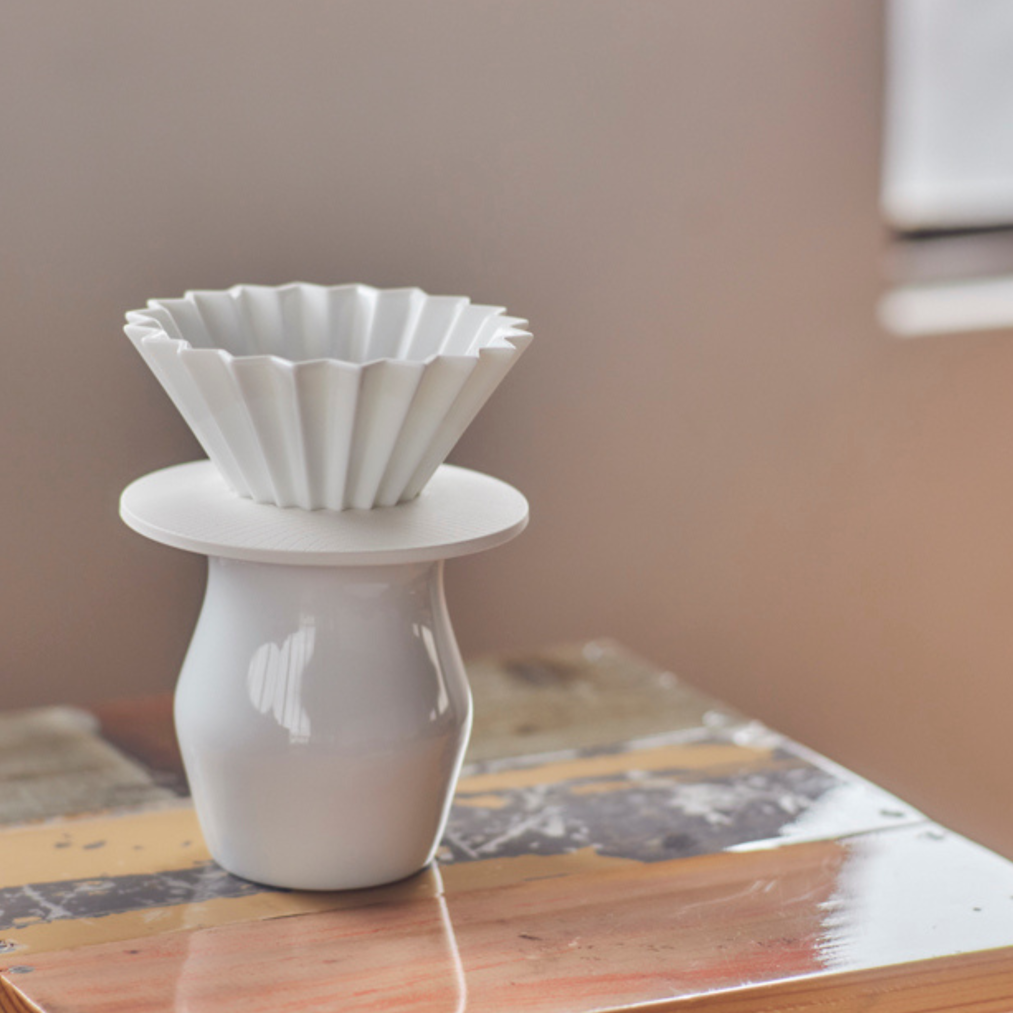 ORIGAMI - Coffee Dripper Holder - Grain Pattern - White