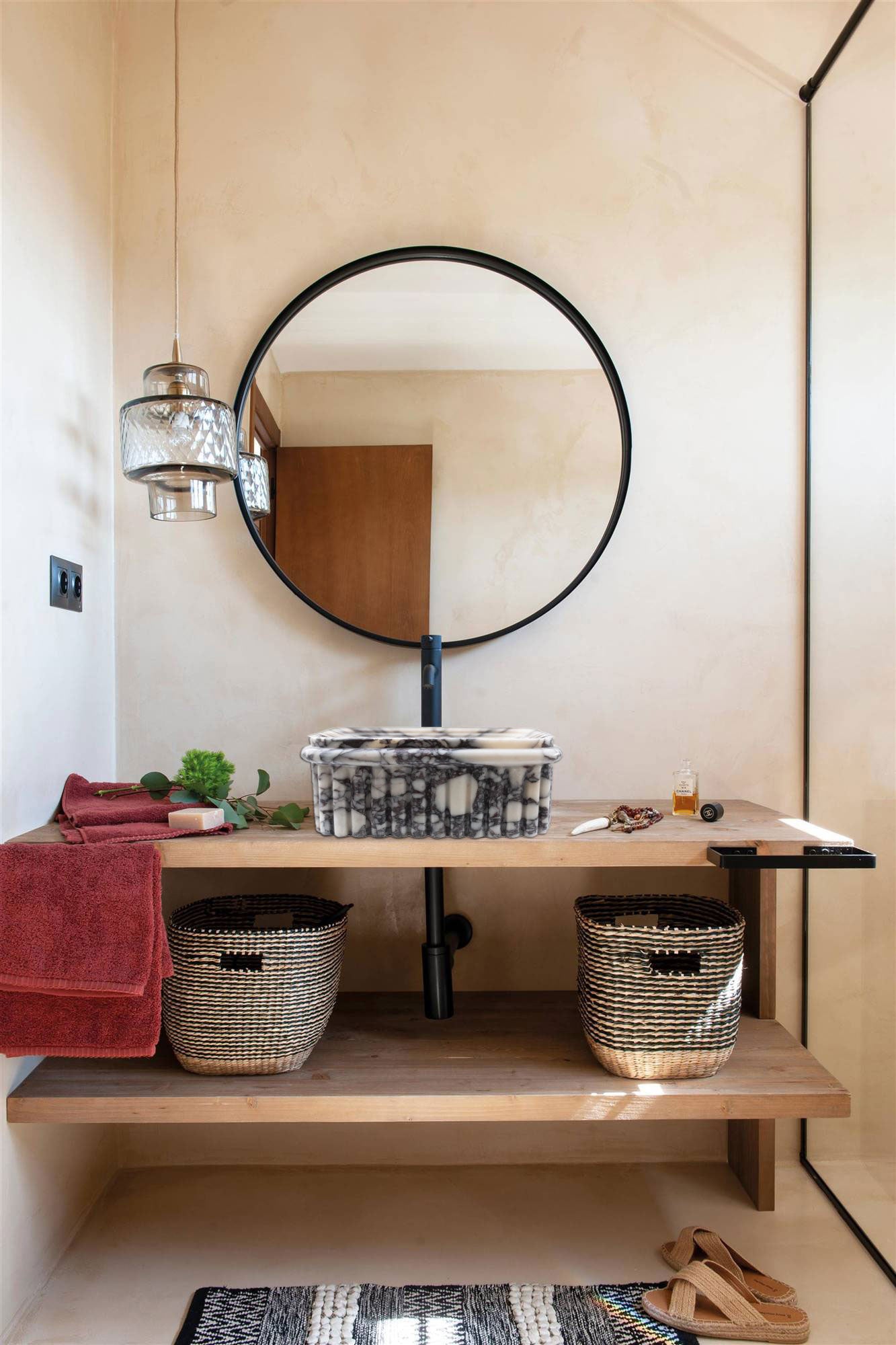 Calacatta Viola Marble Rectangular Ribbed Bathroom Sink - 16x16x6