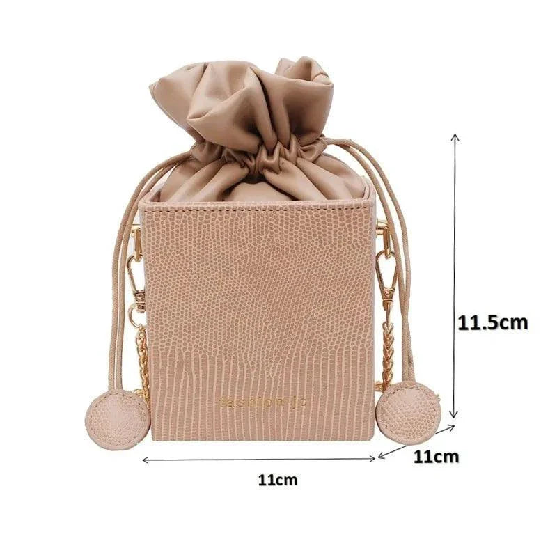 Chic Alligator Pattern Bucket Bag