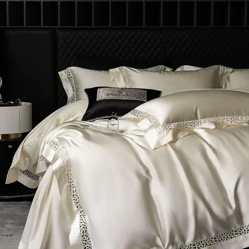 DecorBites™ Brocade Lace Edge Egyptian Cotton Bedding Set - 4Pcs