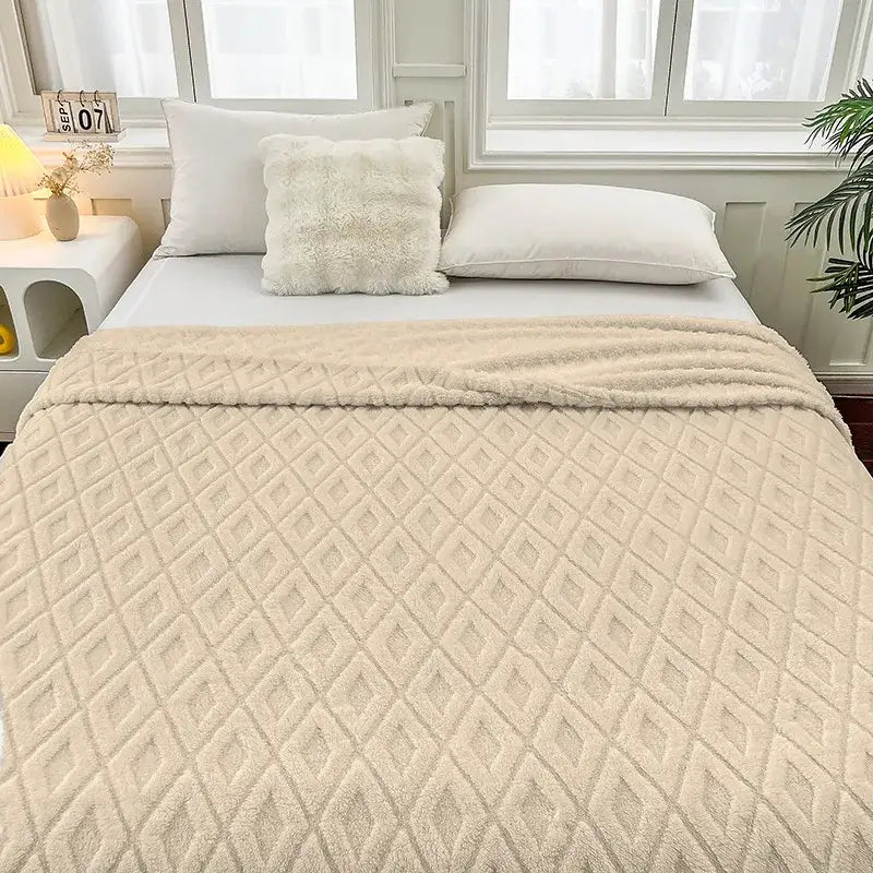 DecorBites™ Diamond Jacquard Coral Fleece Blanket for All Seasons