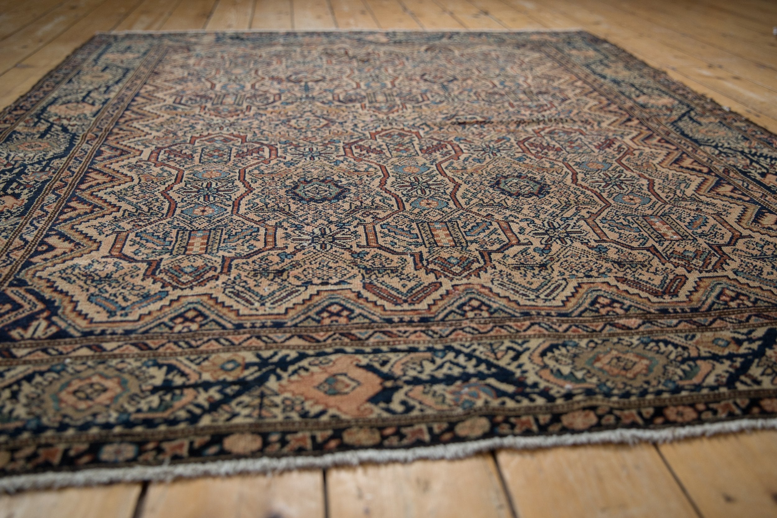 5x6 Vintage Fine Malayer Square Rug