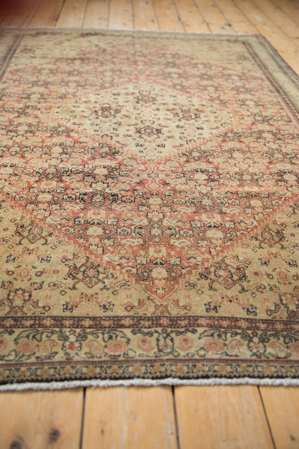 4.5x6.5 Antique Fine Distressed Senneh Rug