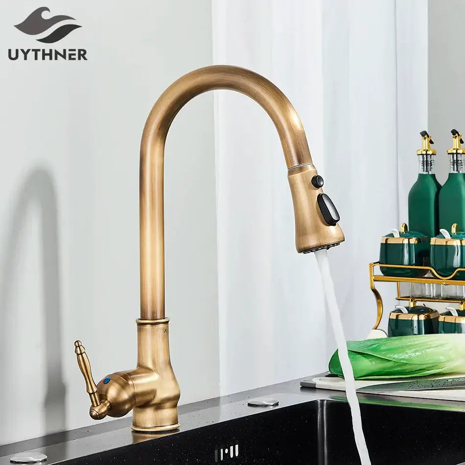 DecorBites™ Antique Brass Kitchen Faucet Pull Out Single Handle Mixer Tap 360 Rotation