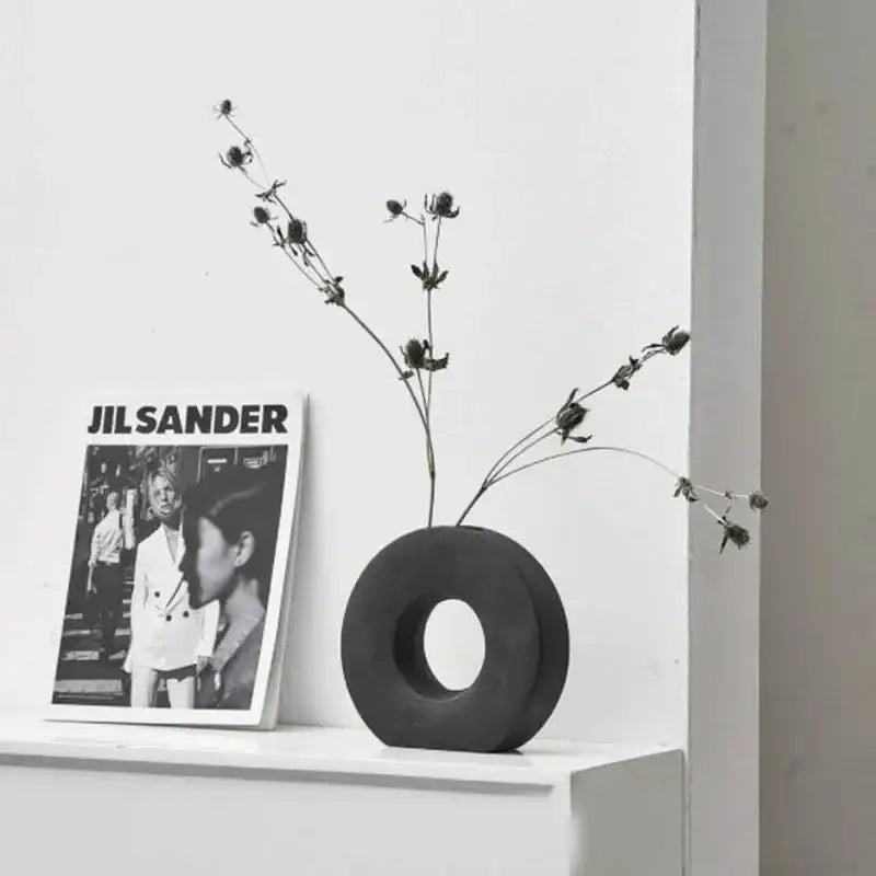 DecorBites™ Elegant Nordic Matte Flower Vase Décor
