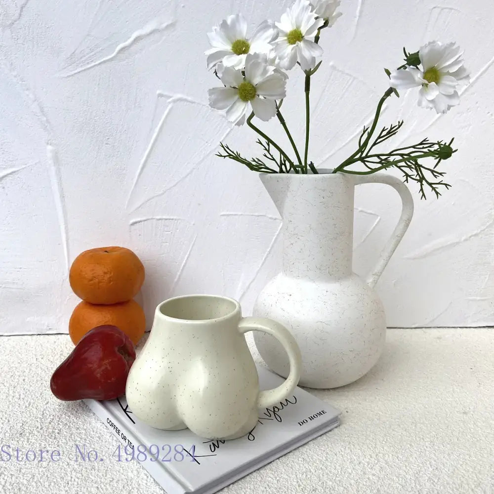 DecorBites™ Lovely Butt Shape Ceramic Coffee Cup Storage Decoration