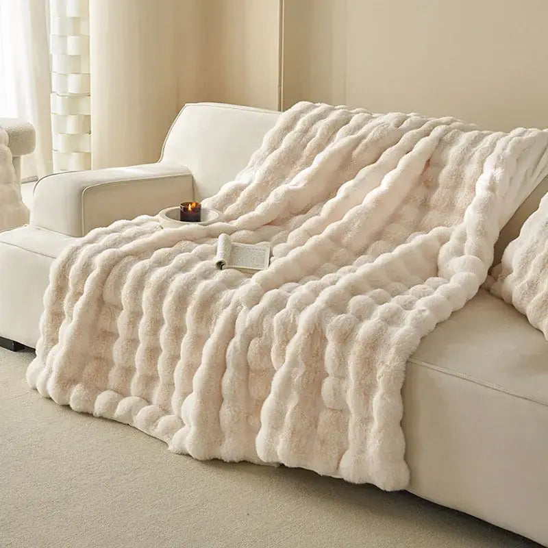 Off-white luxe faux rabbit fur blanket – bedroom cozy sofa throw