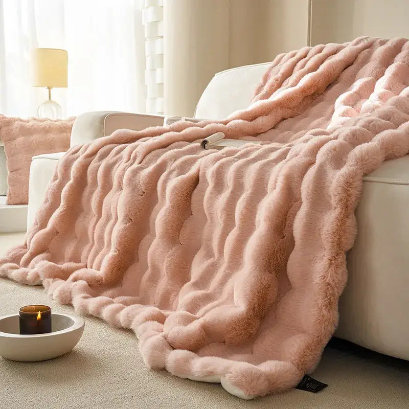 Off-white luxe faux rabbit fur blanket – bedroom cozy sofa throw