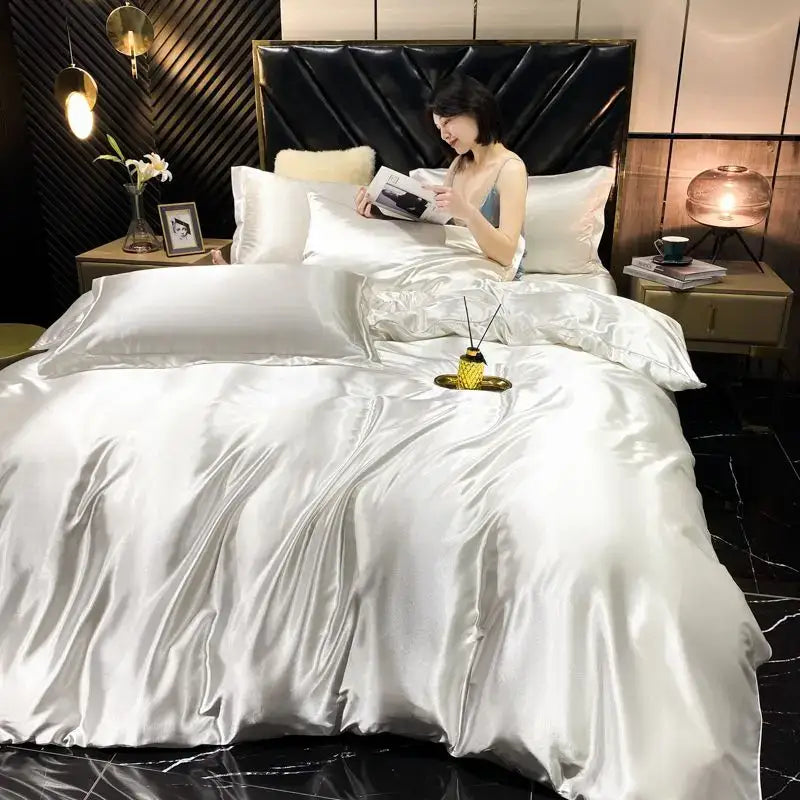 DecorBites™ Luxurious Rayon Silk Bedding Set - King Size