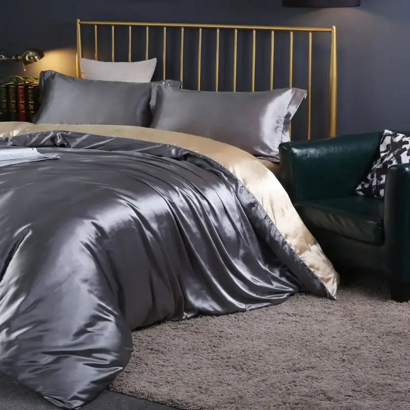 DecorBites™ Luxurious Solid Color Silk Bedding Set - King/Queen/Twin