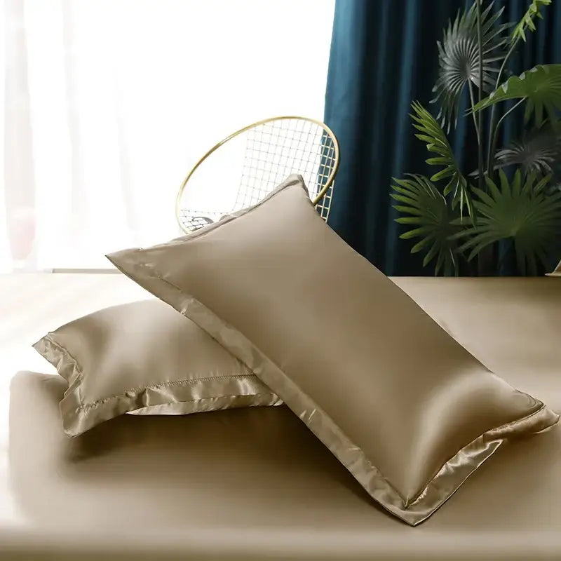 DecorBites™ Luxurious Solid Color Silk Bedding Set