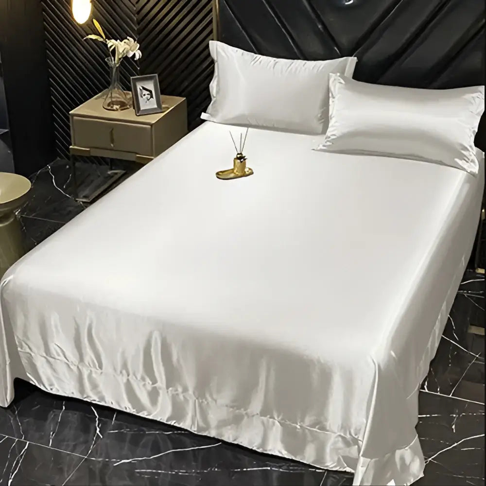 DecorBites™ Luxury Silk Bedding Set with Sheets - Queen/King