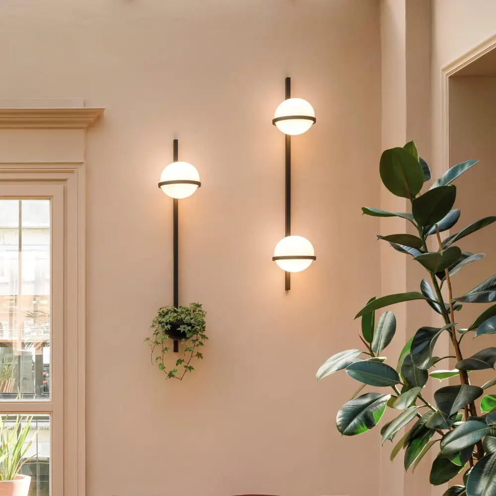 DecorBites™ Nordic Planter Light Sconce