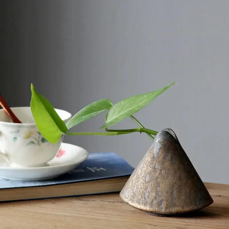 DecorBites™ Retro Zen Flower Pottery Vase Ornaments