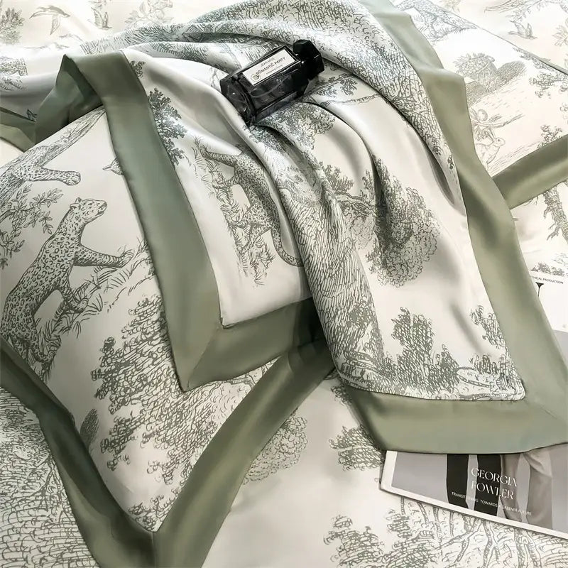 DecorBites™ Silky Eucalyptus Fiber Bedding Set - Forest Leopard