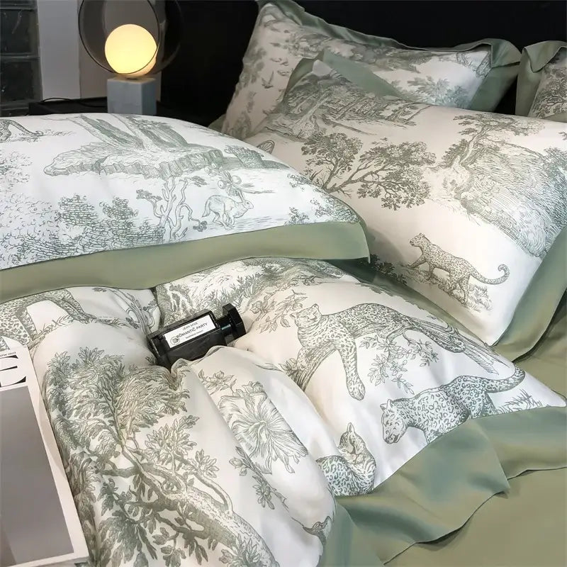 DecorBites™ Silky Eucalyptus Fiber Bedding Set - Forest Leopard