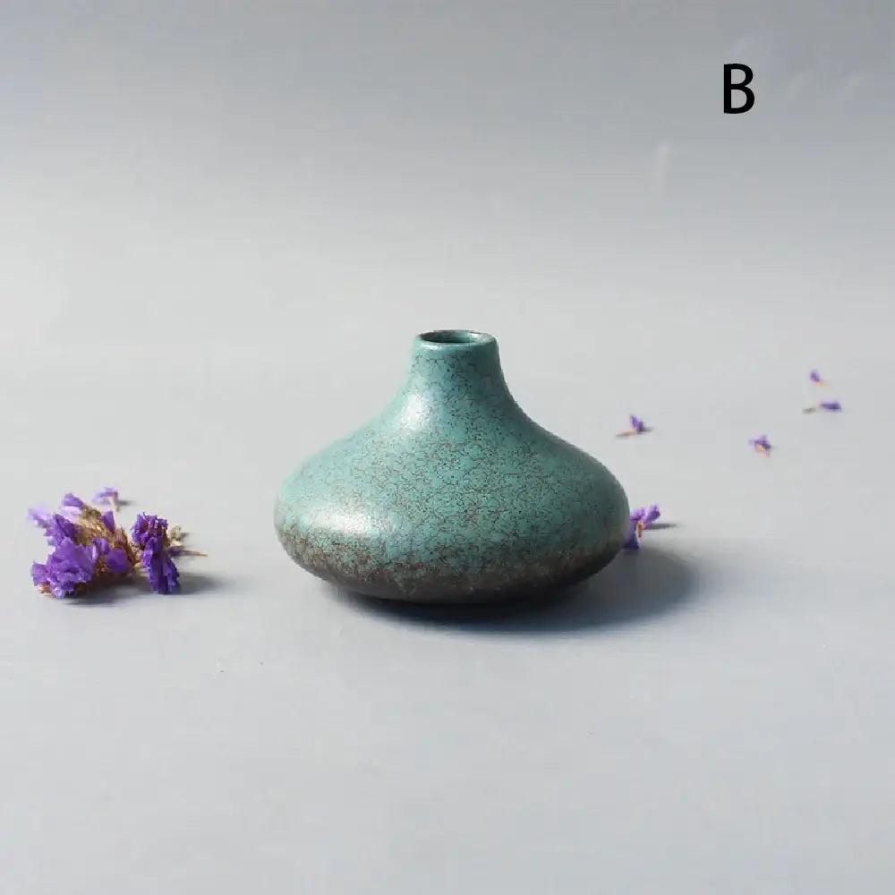 DecorBites™ Small Ceramic Vase - Elegant Japanese Home Decor