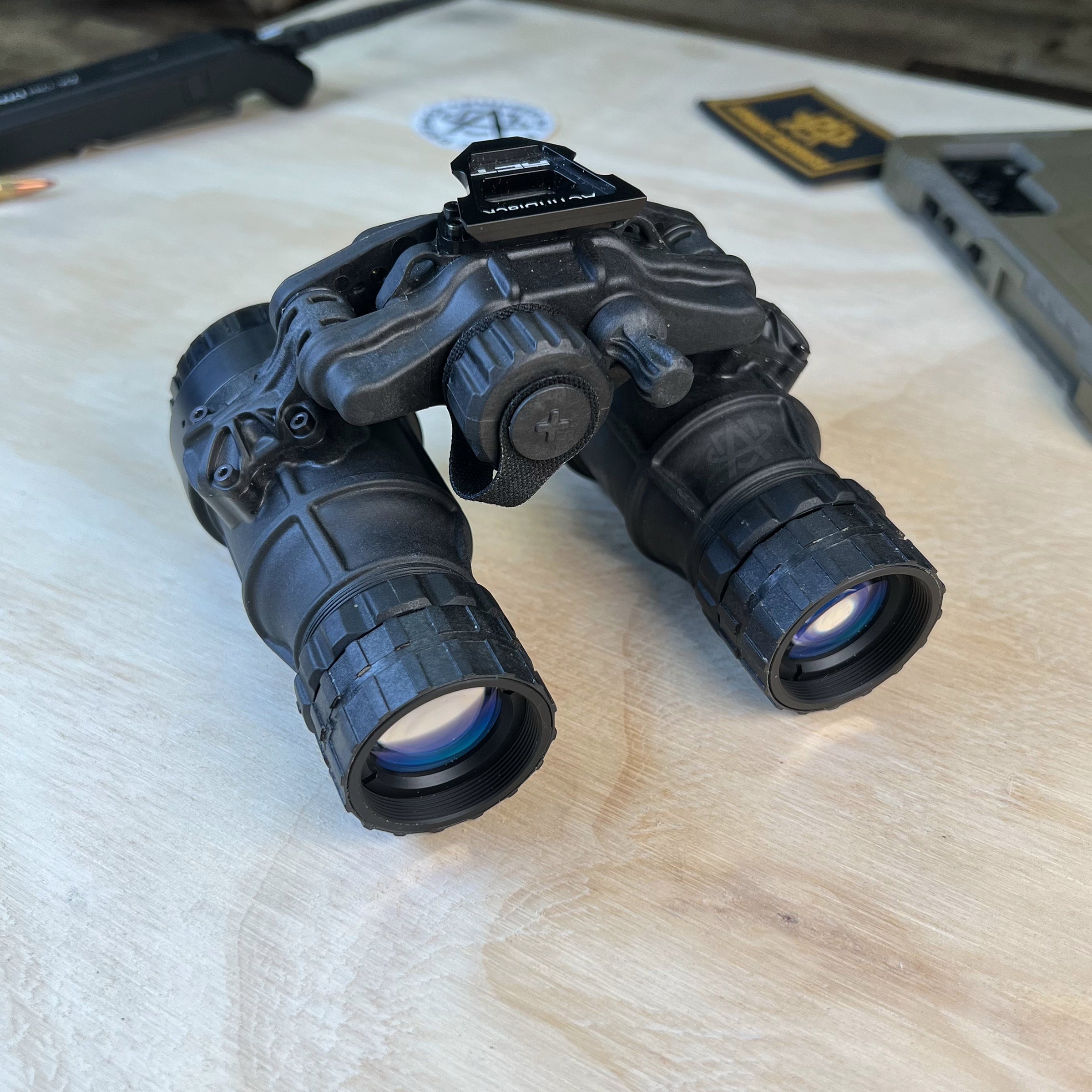 DTNVS-MG | Up to 3000 FOM Gen 3 WP w/ Manual Gain & IR Illuminator | 35+ Hour Battery Life