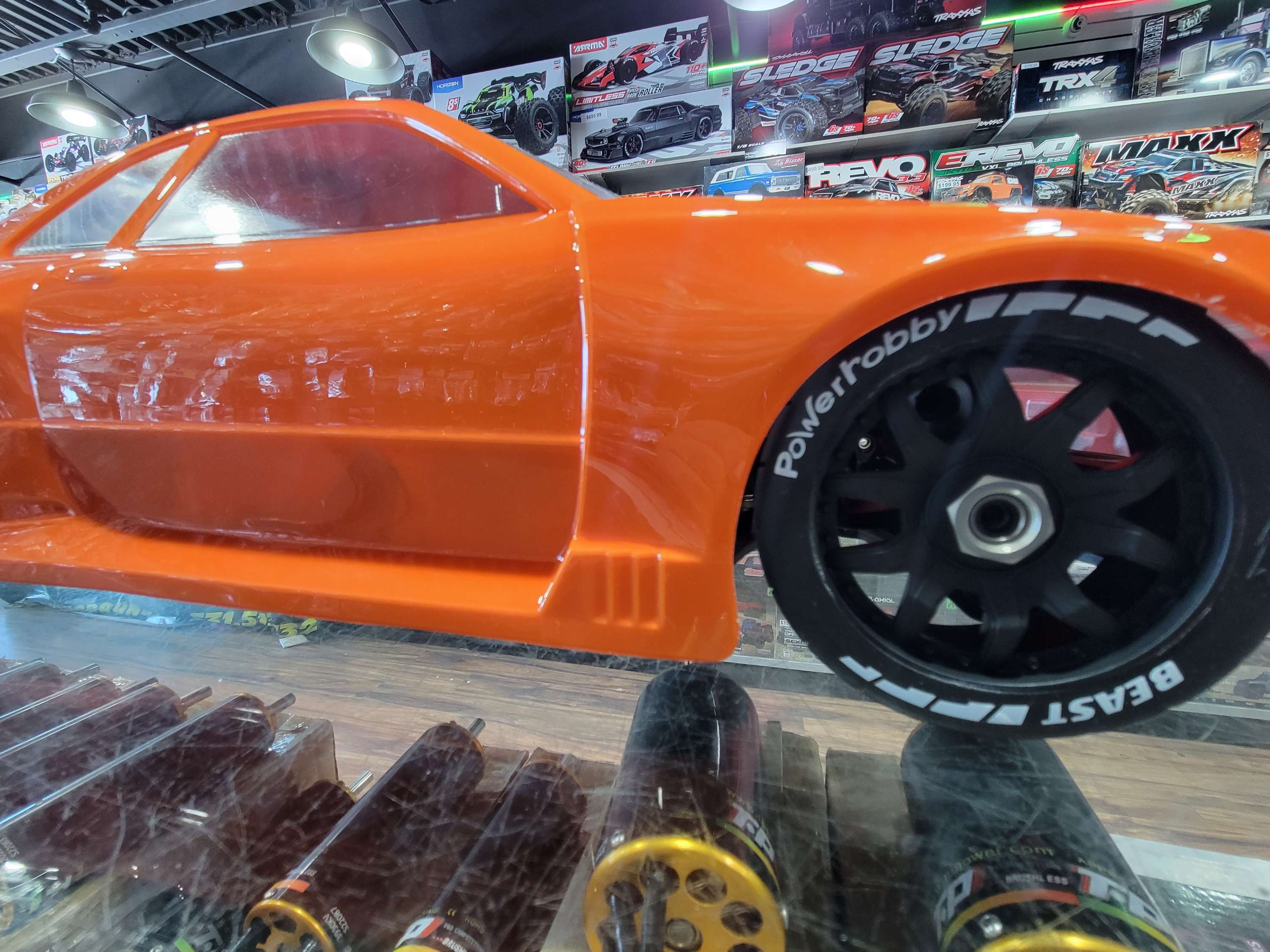 IRonManRc CUSTOM HOBAO VTE2 CAR BUILD W/ IRONMAN RC CHASIS *Beast*