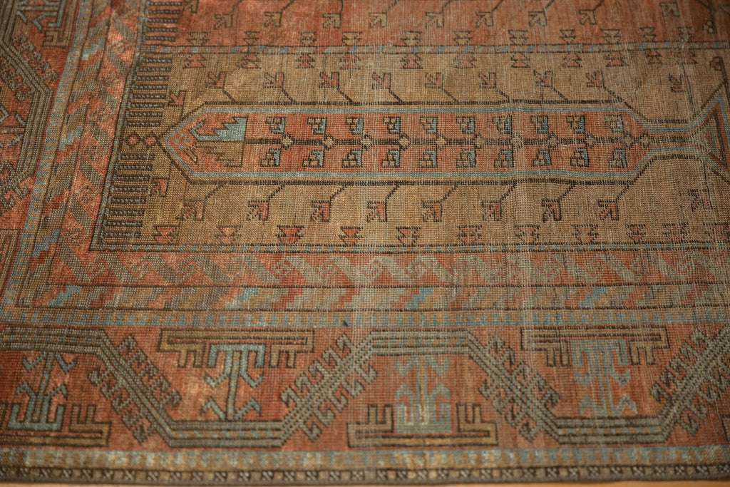 5.5x10 Vintage Distressed Belouch Carpet