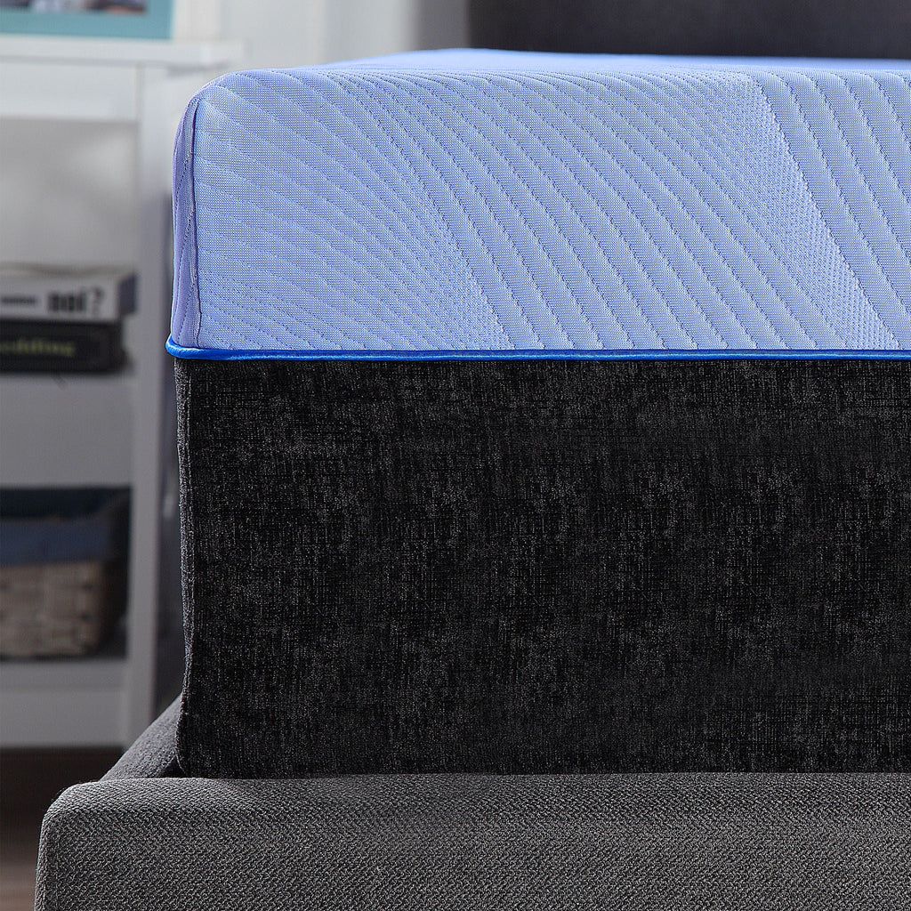Refresh - 12" Hybrid Cooling Fast Responding Latex Foam And Coil Mattress