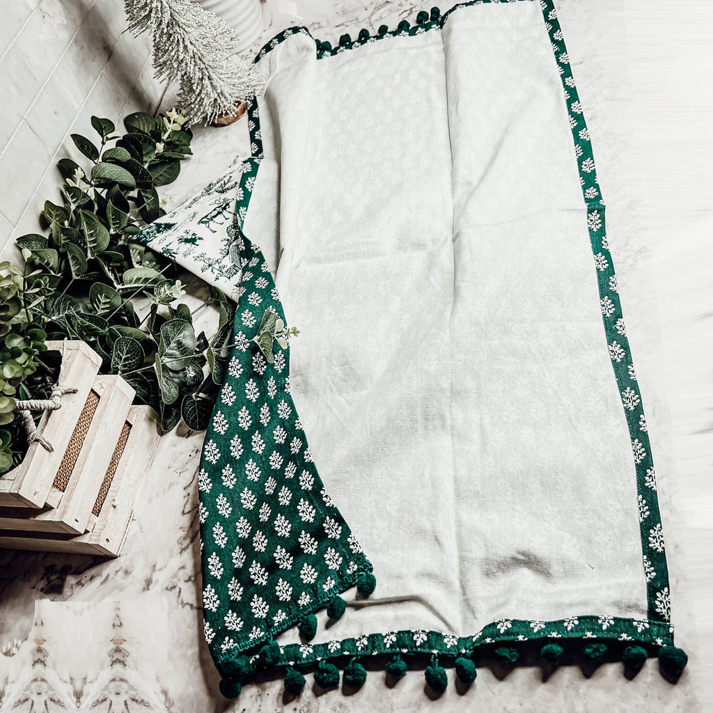 Forest Green Christmas Dish Towels Of 2 - 100 Percent Cotton Super Absorbent