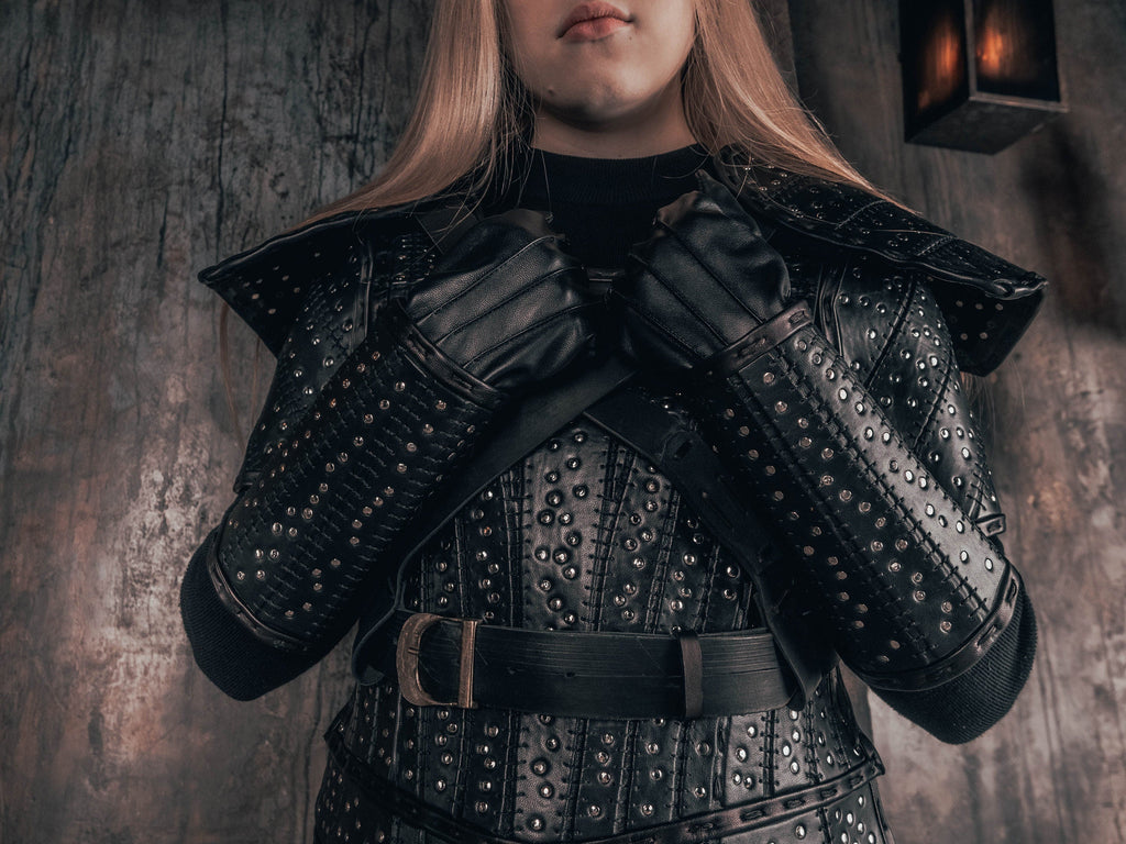 Witcher bracers