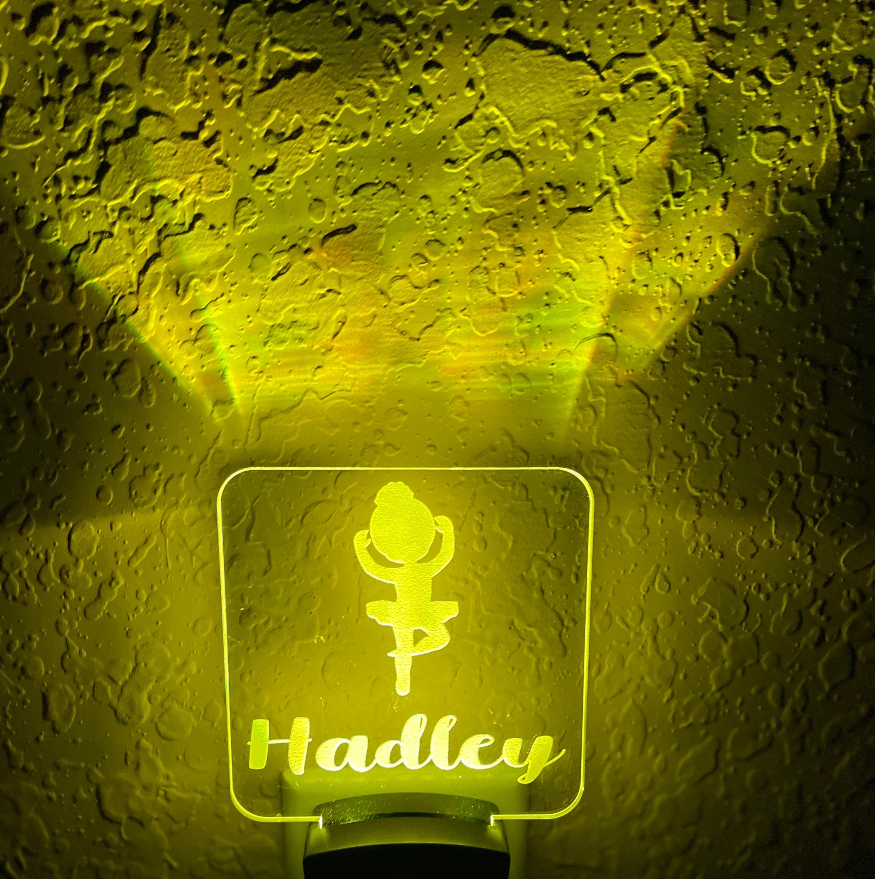 Personalized LED Ballerina Night Light | 7 Color Changing | Plug in Night Light | Name Light | Children's Night Light | Kids Room Light
