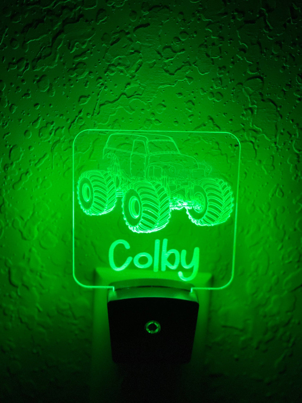 Personalized LED Monster Truck Night Light | 7 Color Changing | Plug in Night Light | Name Light | Children's Night Light | Kids Room Light
