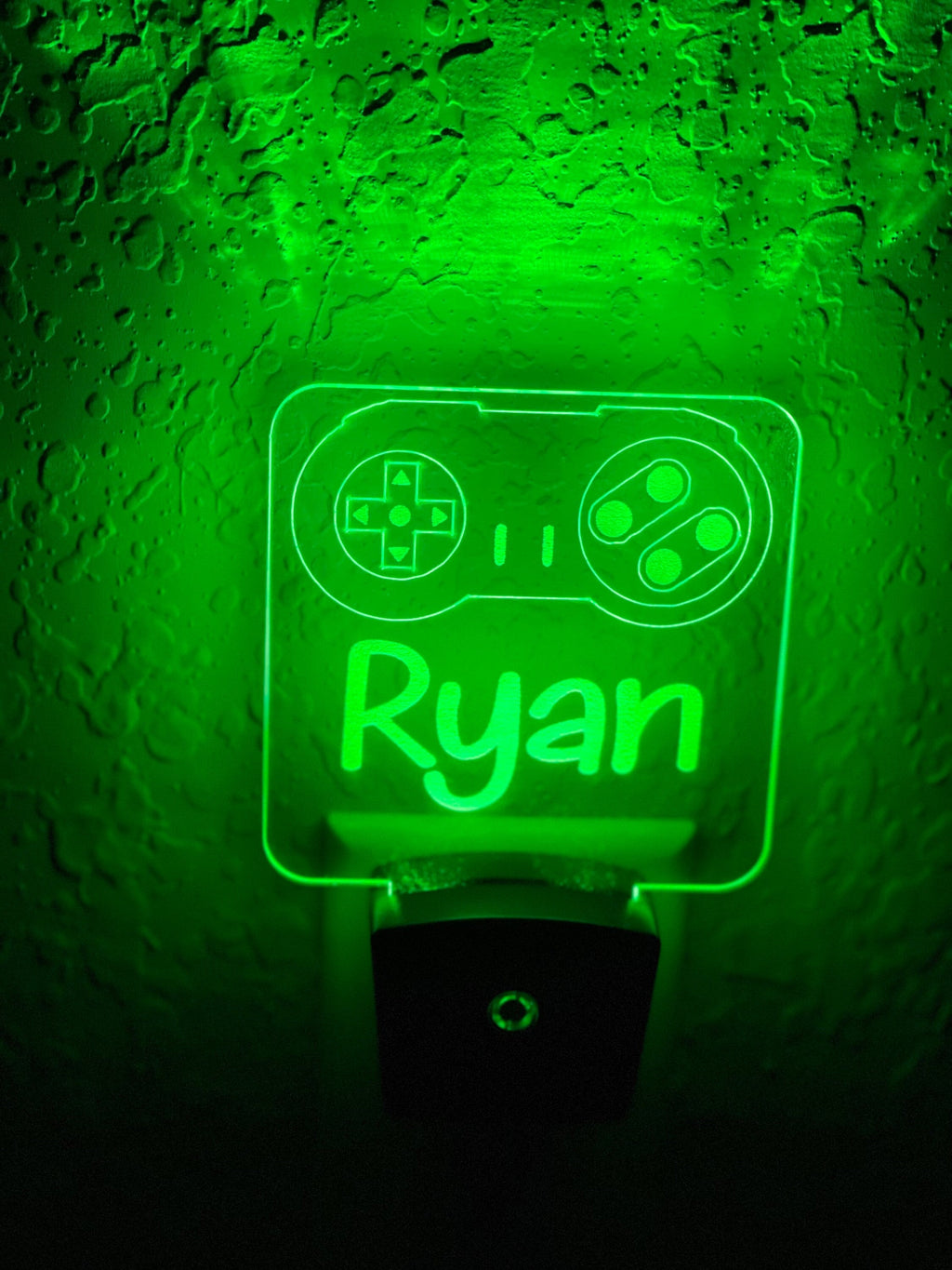 Personalized LED Super Nintendo NES Controller Night Light | 7 Color Changing | Plug in Night Light | Name Light | Kids Room Light