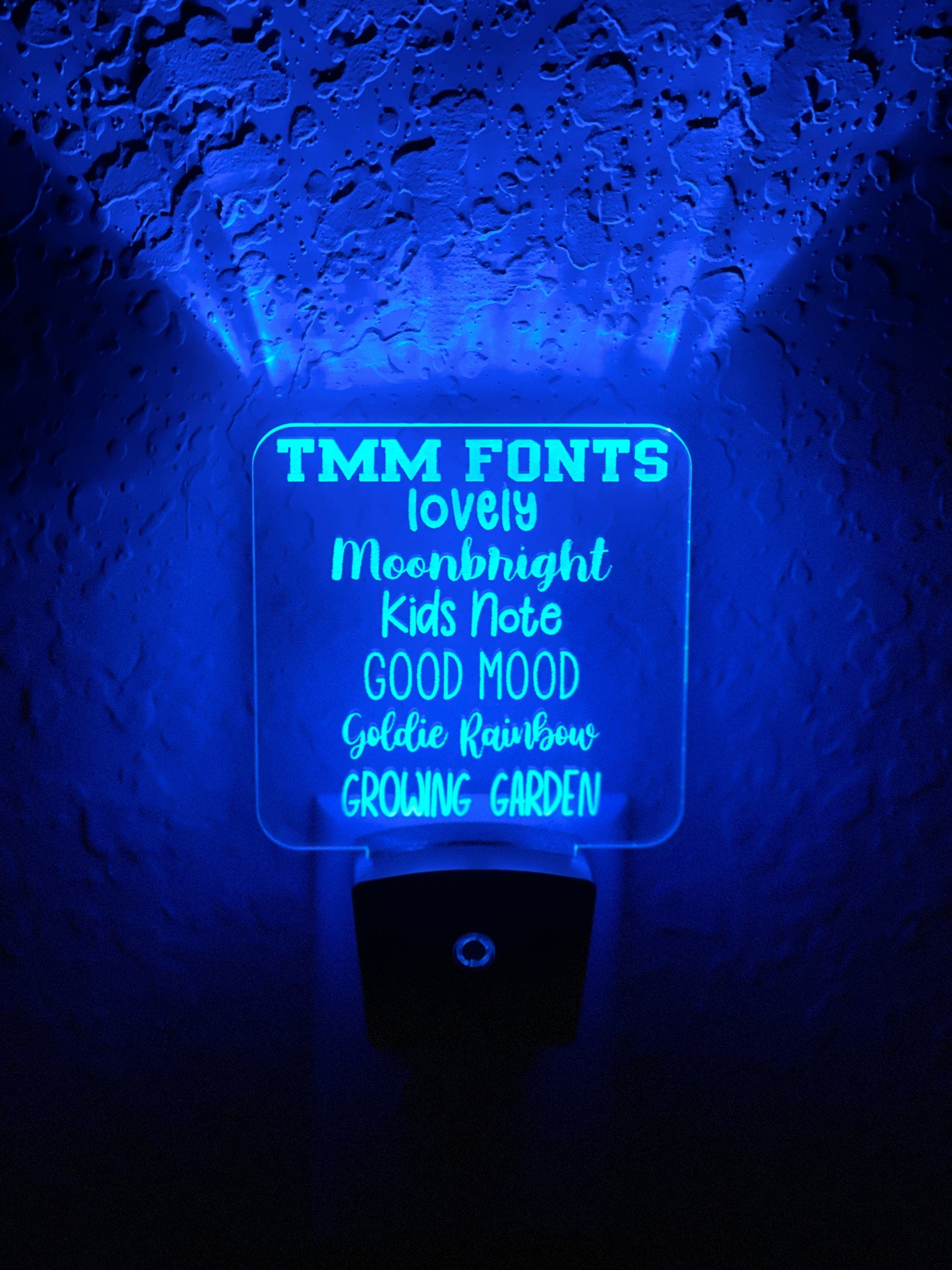 Personalized LED Super Nintendo NES Controller Night Light | 7 Color Changing | Plug in Night Light | Name Light | Kids Room Light