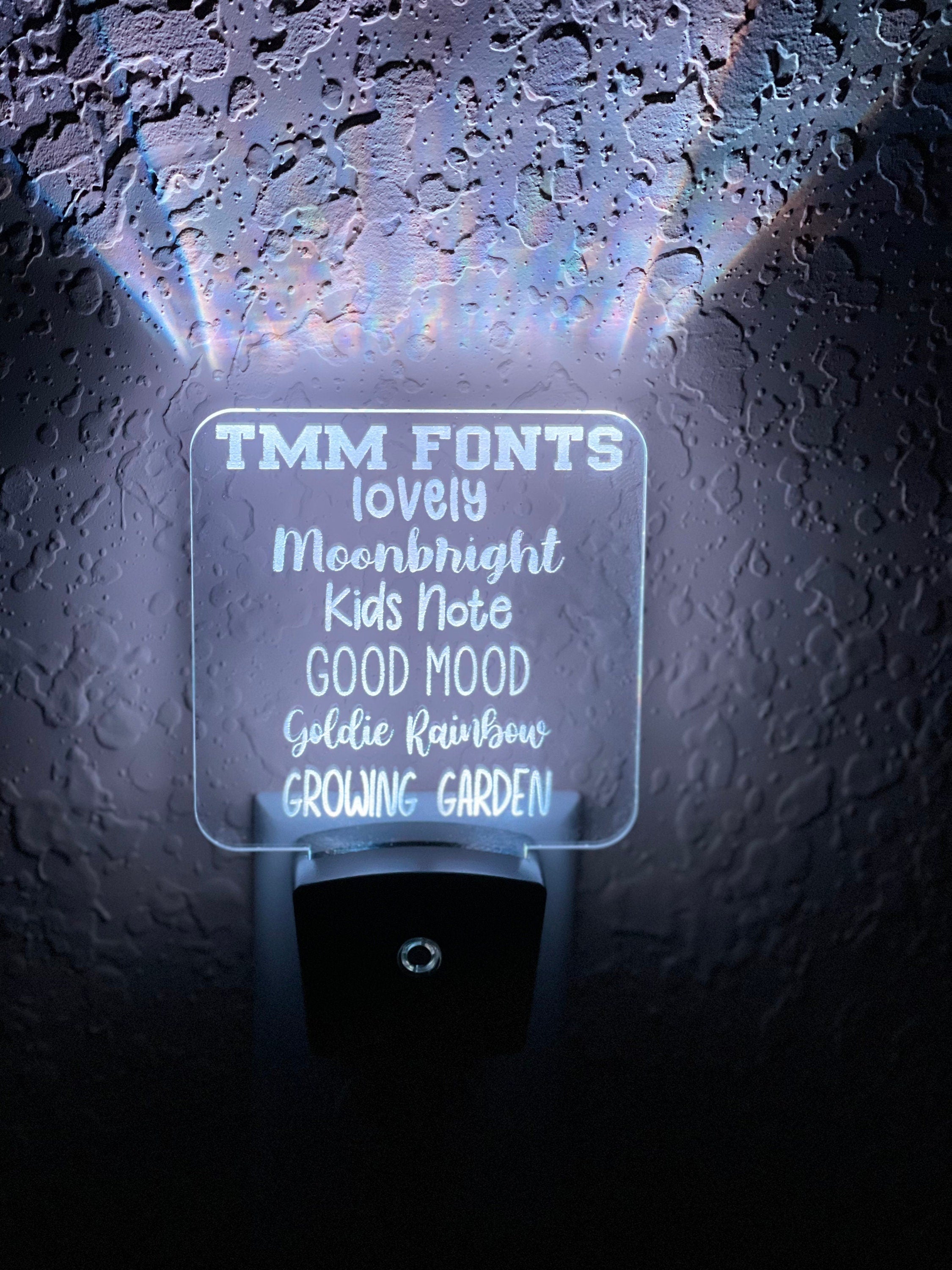 Personalized LED Teddy Bear Moon Night Light | 7 Color Changing | Plug in Night Light | Name Light | Children's Night Light | Kids Light